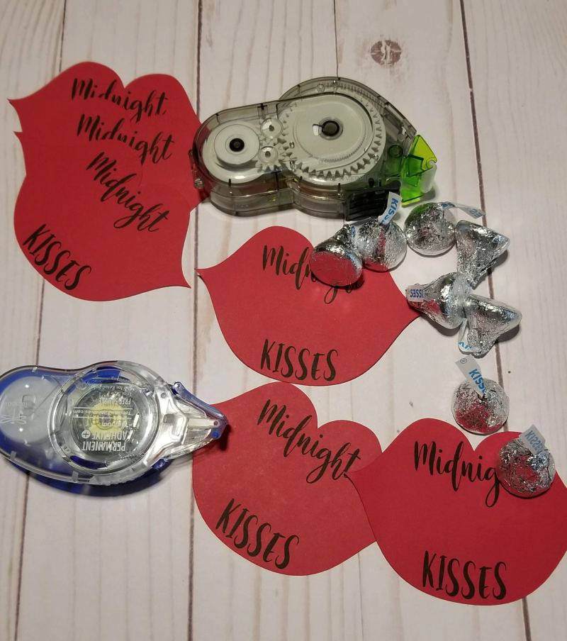 midnight kisses printable party favor
